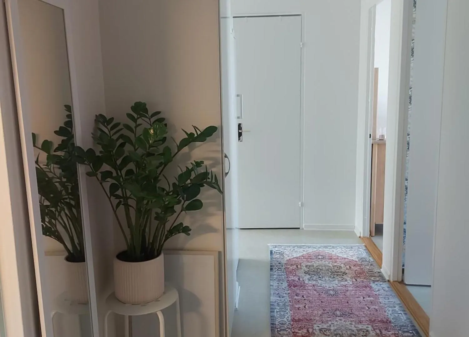 Feel Like Your Own Home Стокгольм 0*,